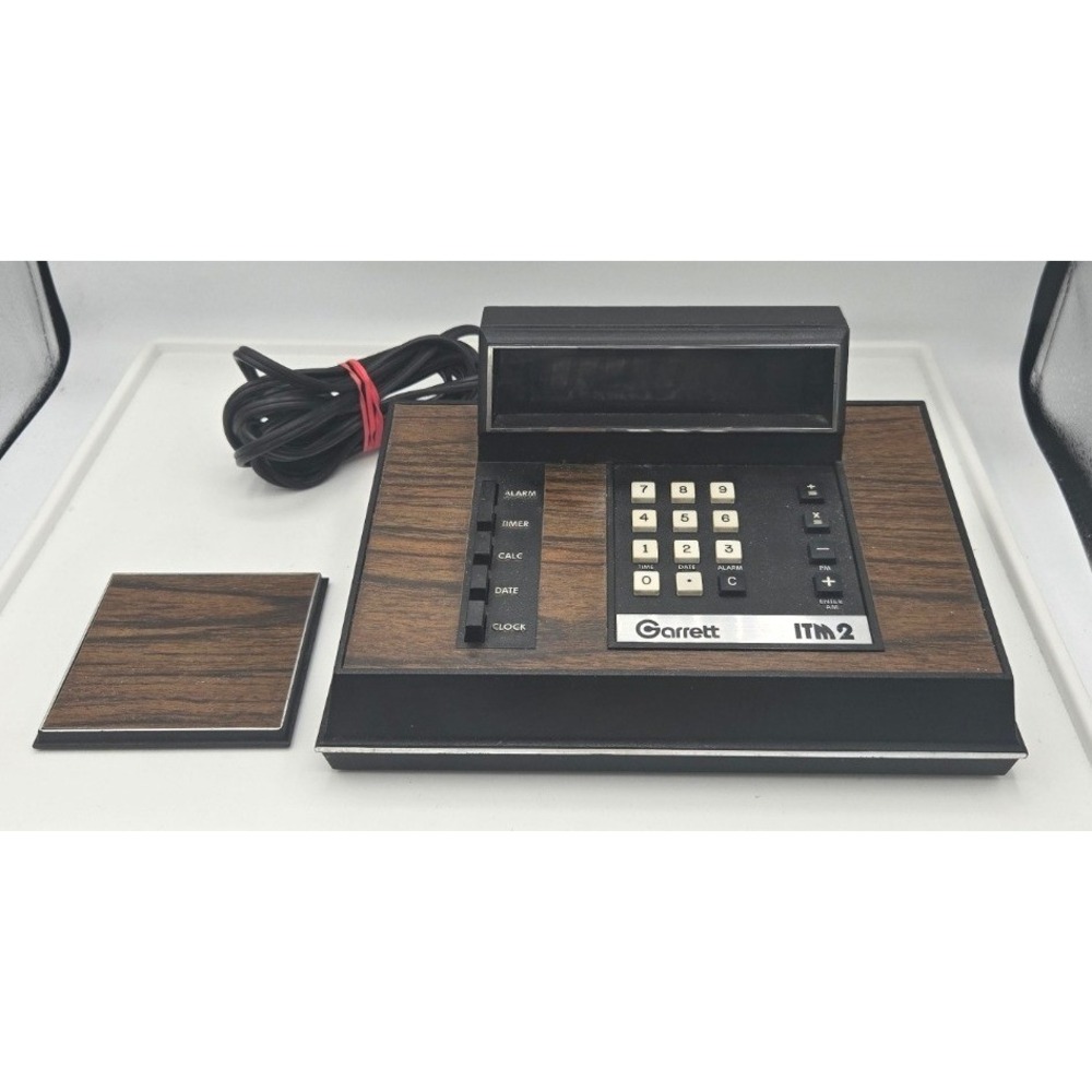 Vintage Garrett ITM2 Electronic‎ Calculator Clock Wood Grain Desktop Works/Read